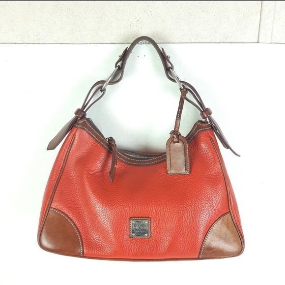 Dooney & Bourke Handbags - 💥Dooney & Bourke Red/Brown Leather Harrison Hobo Shoulder/Handbag Large Purse